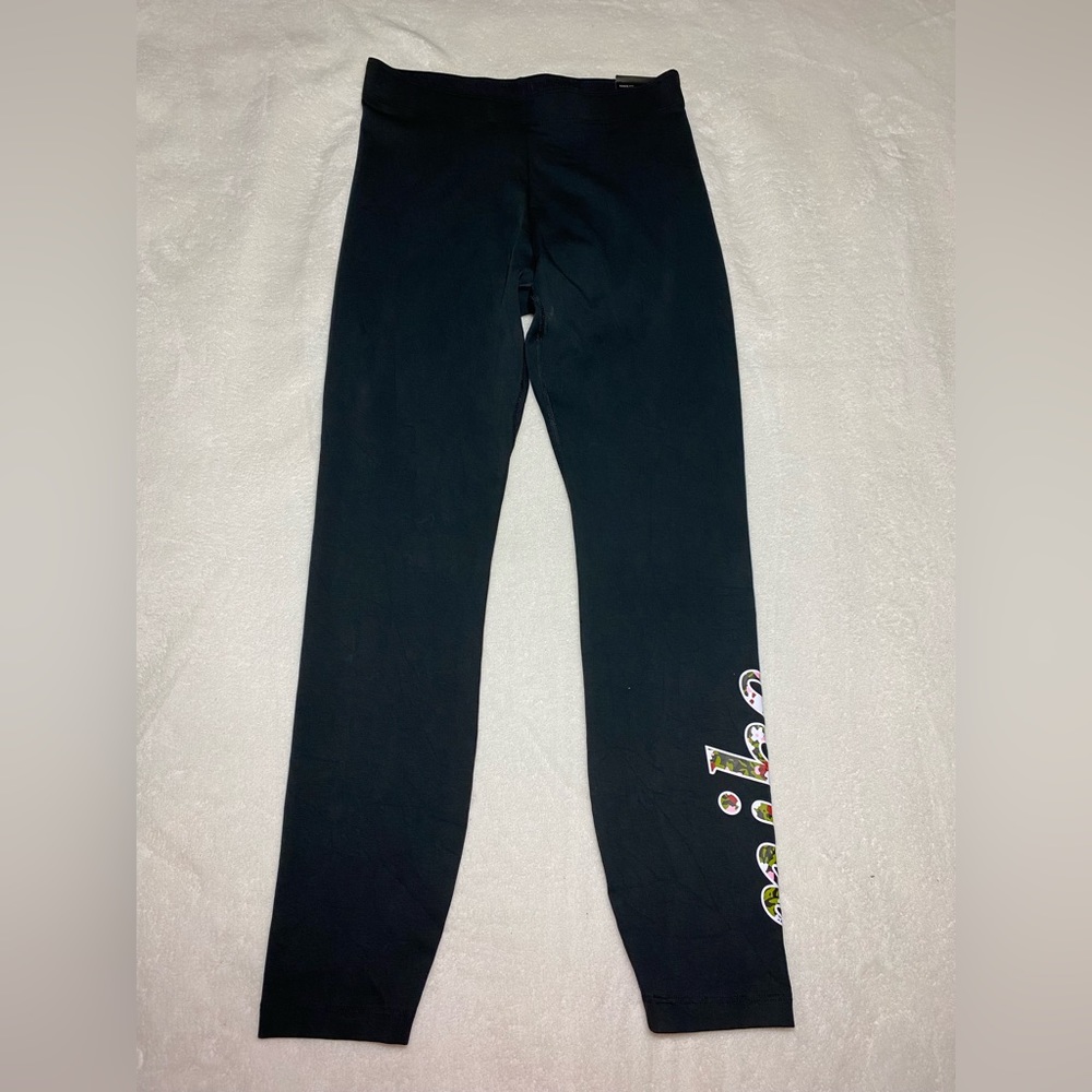 Nike Leggings Tight Fit Womens Size Small Black Training Athletic Gym